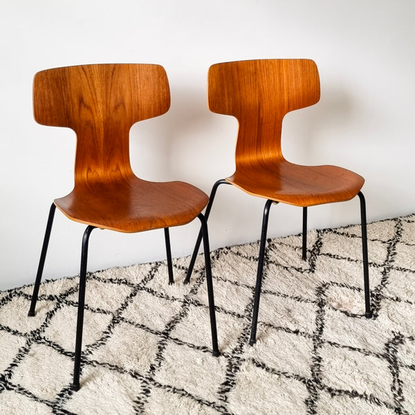 Arne Jacobsen Model 3103 Hammer Chairs - Set of 2