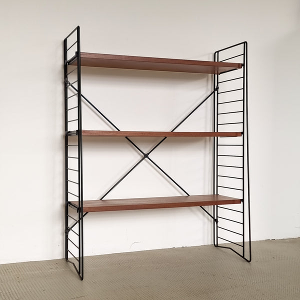 Tomado Floor Shelf