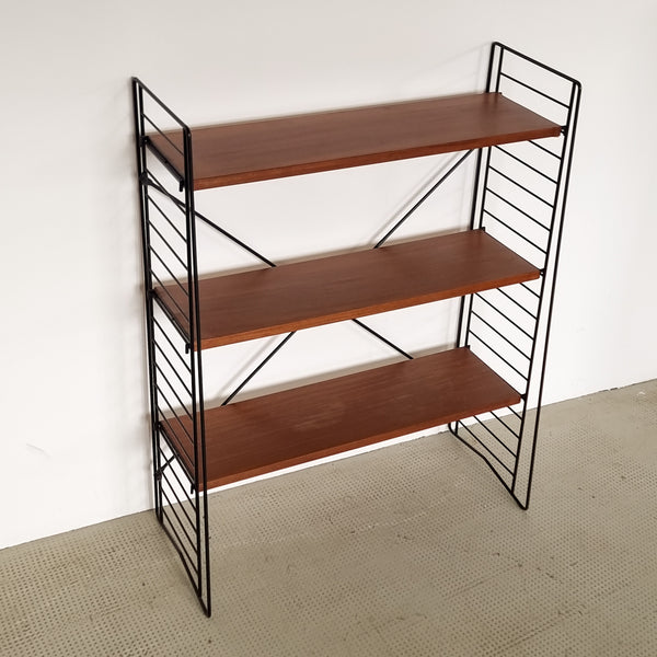 Tomado Floor Shelf