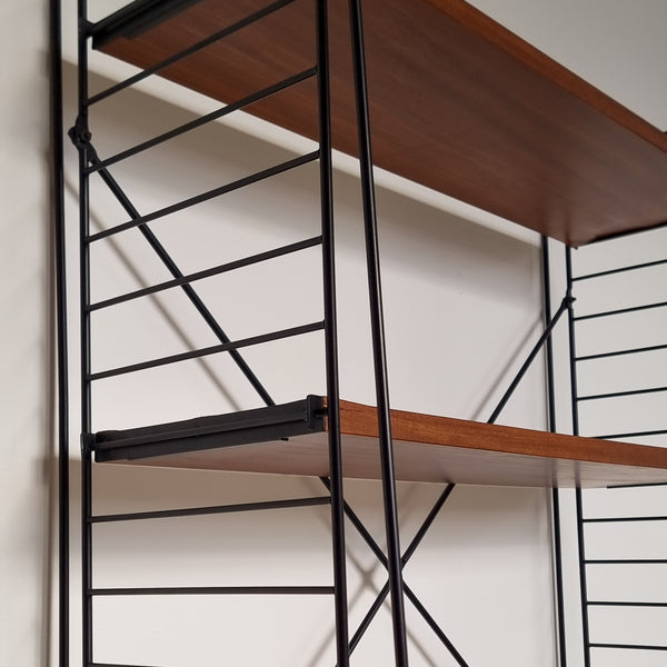 Tomado Floor Shelf