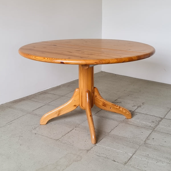 Round Solid Pine Wood Dining Table with Extensions