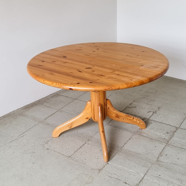 Round Solid Pine Wood Dining Table with Extensions