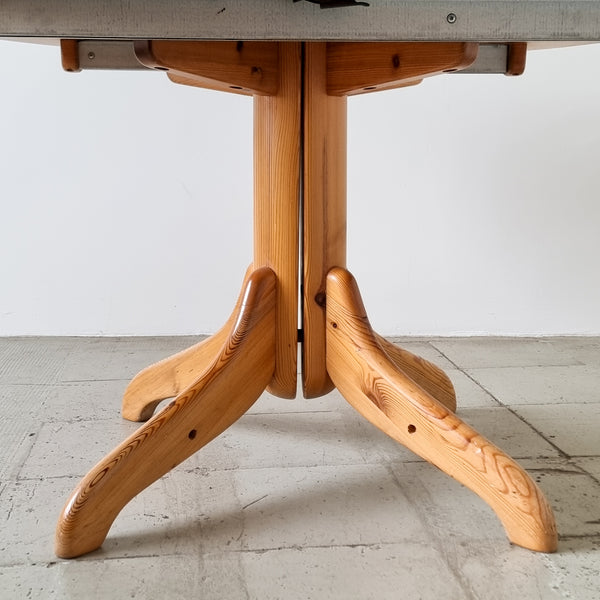 Round Solid Pine Wood Dining Table with Extensions