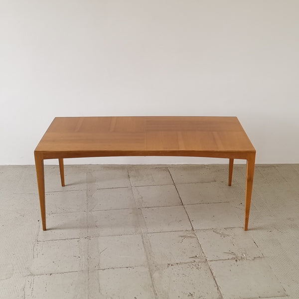 Minimalist Mid-century Coffee Table