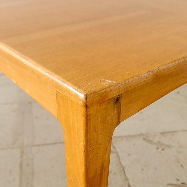 Minimalist Mid-century Coffee Table