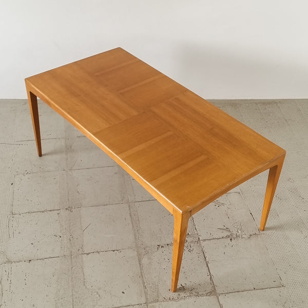 Minimalist Mid-century Coffee Table