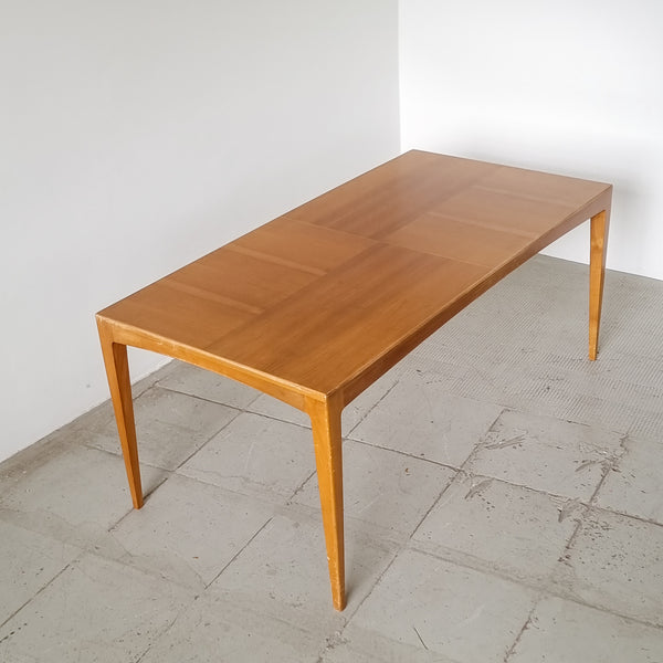 Minimalist Mid-century Coffee Table