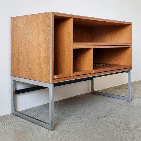 Bang & Olufsen Hi-fi Cabinet