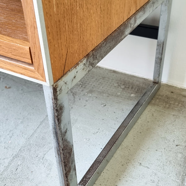 Bang & Olufsen Hi-fi Cabinet
