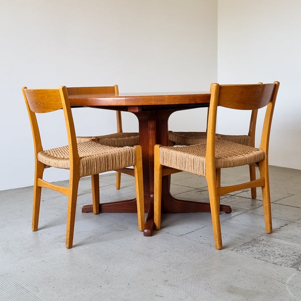 Glostrup Round Teak Dining Table
