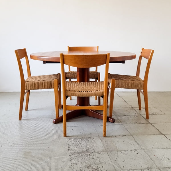 Glostrup Round Teak Dining Table