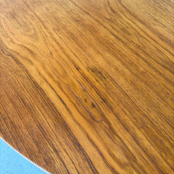 Silkeborg Round Teak Dining Table with Extensions