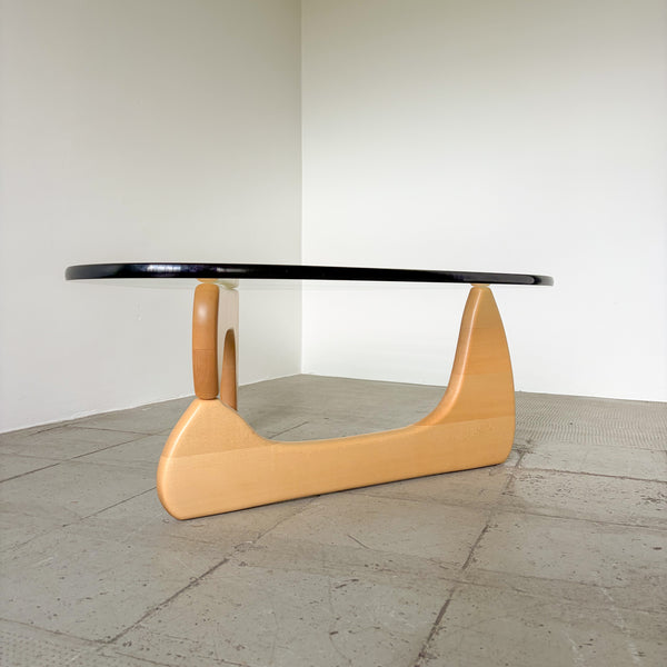 Iconic Noguchi Coffee Table in Maple