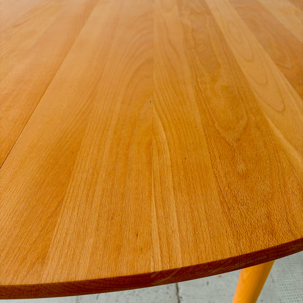 Hans Wegner for Carl Hansen CH337 Dining Table in oiled beech wood