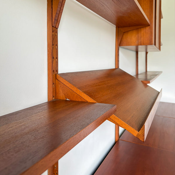 Paul Cadovius Cado Wall System