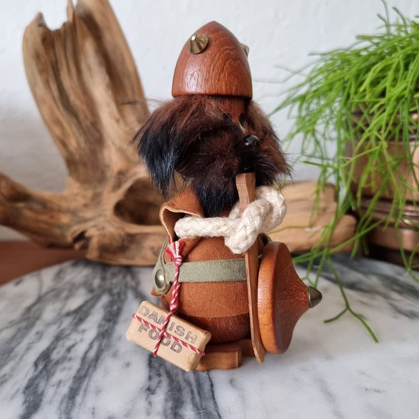 Hans Bolling Teak firgurines