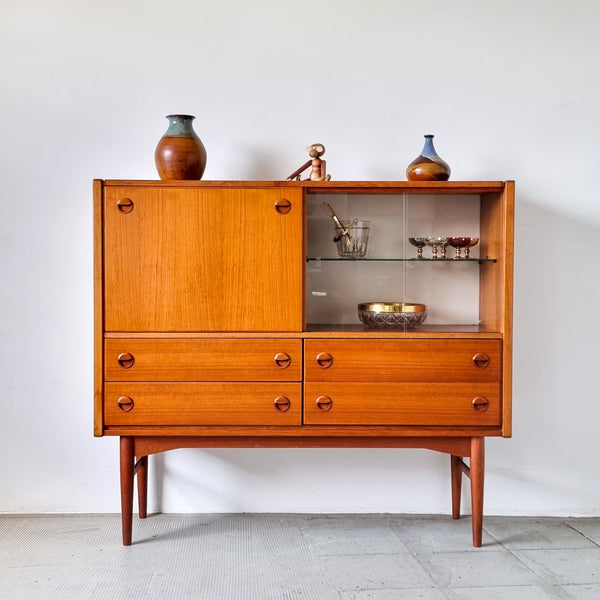 § Scandinavian Highboard /Bar Cabinet