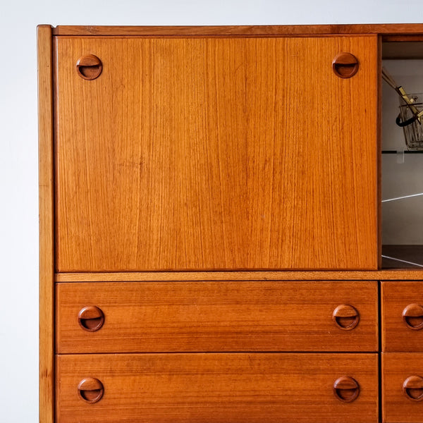 § Scandinavian Highboard /Bar Cabinet