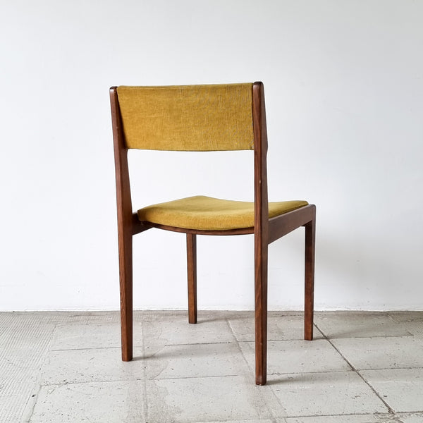 § Scandinavian Chair