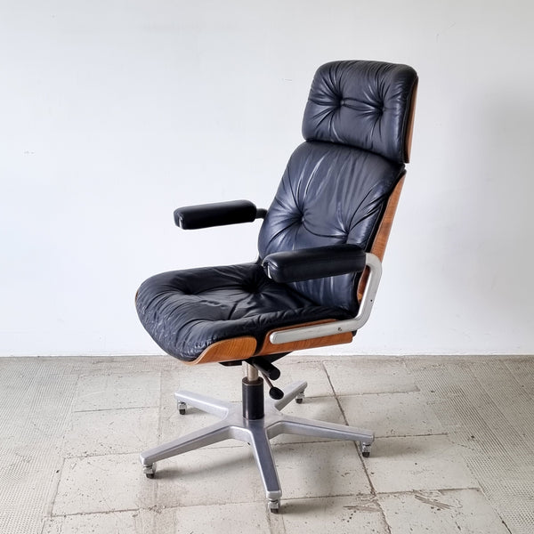 § Stoll Giroflex Executive Chair