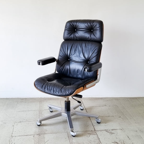 § Stoll Giroflex Executive Chair