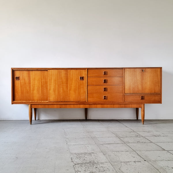 § Scandinavian Sideboard with Bar