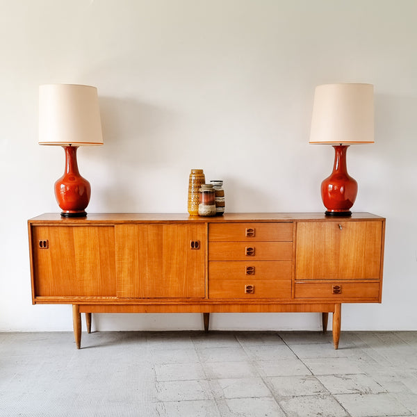 § Scandinavian Sideboard with Bar