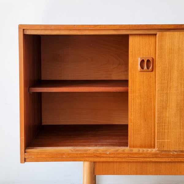 § Scandinavian Sideboard with Bar