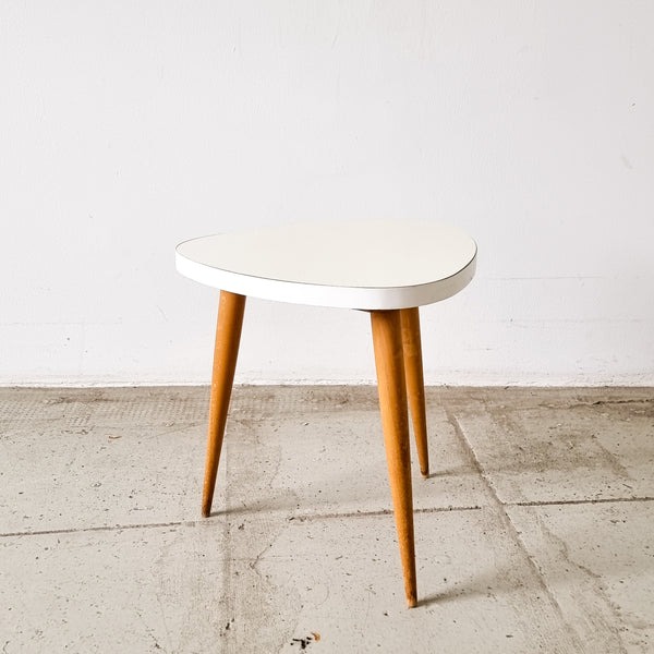 § Vintage Formica Tripod Plant Tables