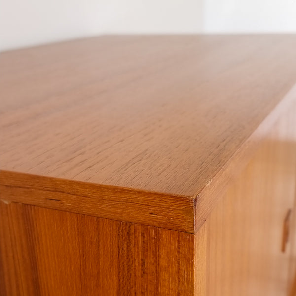 § Scandinavian Low Cabinet