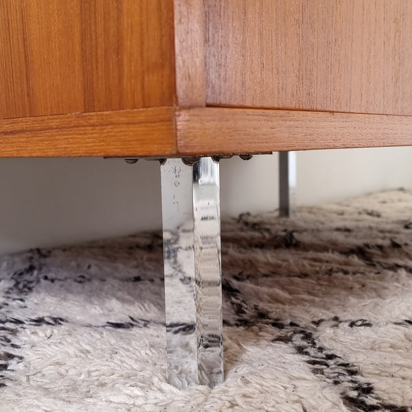 § Scandinavian Low Cabinet