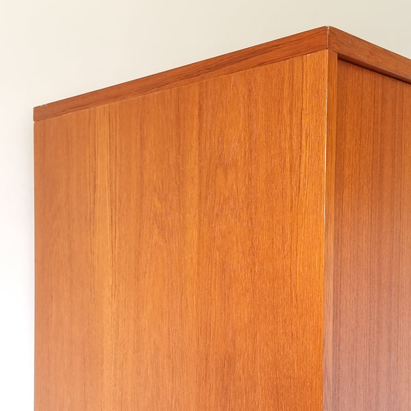 § MDK Scandinavian 3 Door Wardrobe