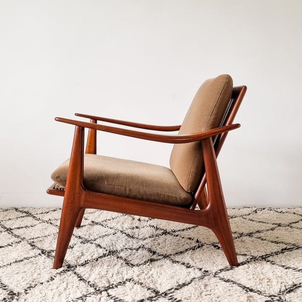 § Pair of Scandinavian Teak Armchairs