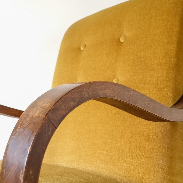 § 1940's Bentwood Armchair