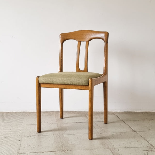 § 70s Dining Table and Chairs
