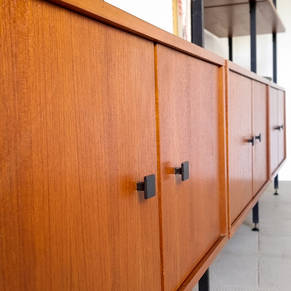 § MDK Modular Shelving System