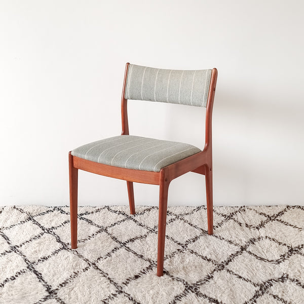 § Johannes Andersen dining chairs  - set of 4