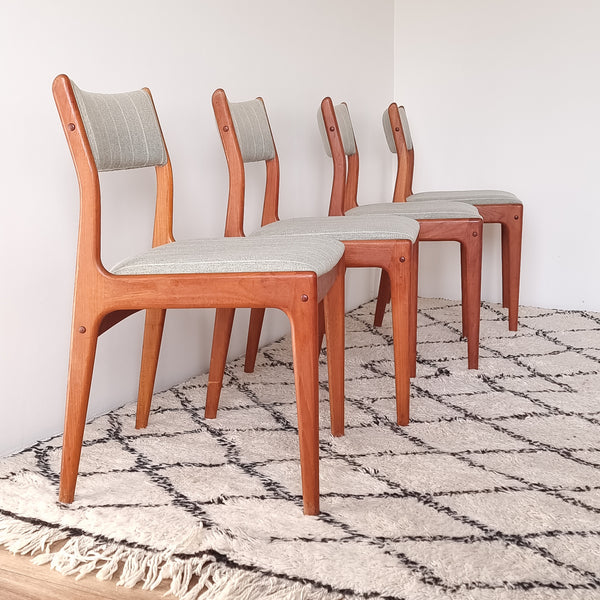 § Johannes Andersen dining chairs  - set of 4