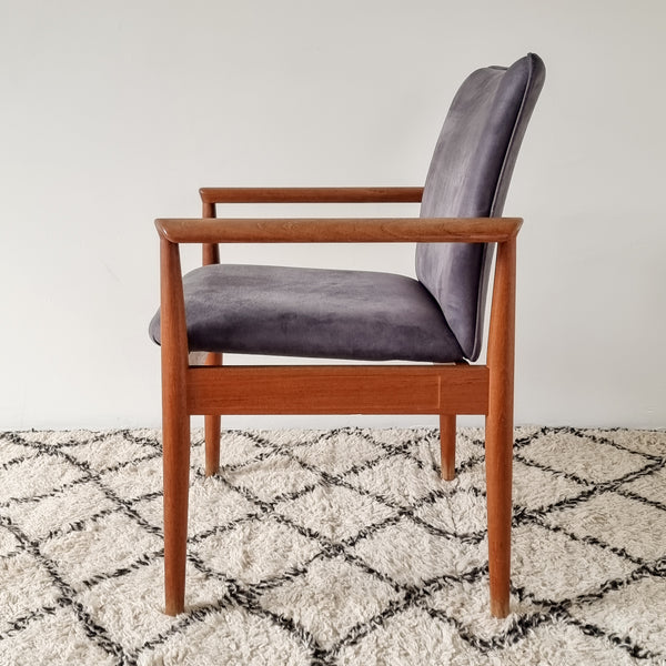 Finn Juhl Diplomat Chairs - Set of 2