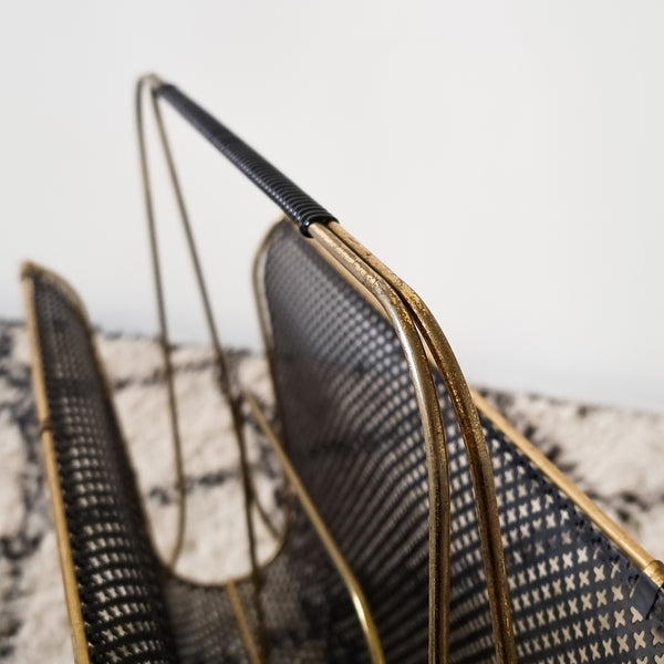 § Modernist Magazine Rack
