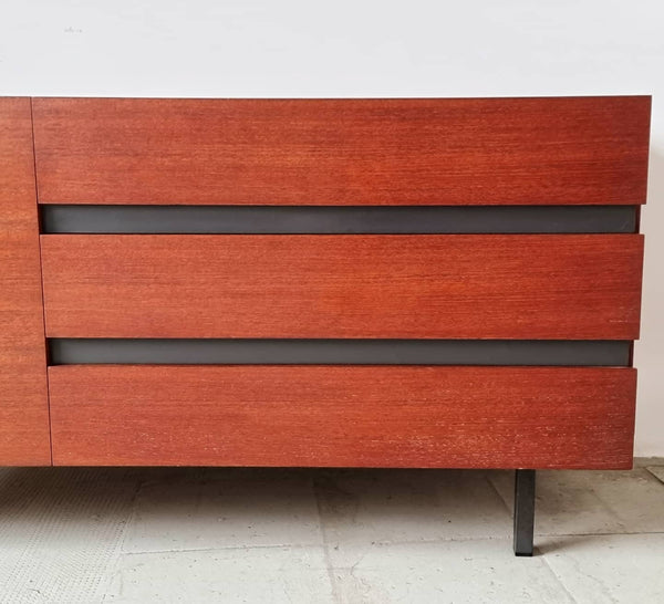 § Vintage Low Sideboard