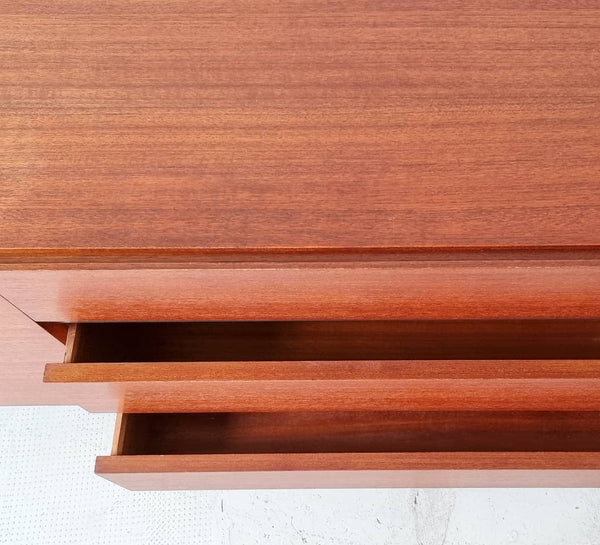 § Vintage Low Sideboard