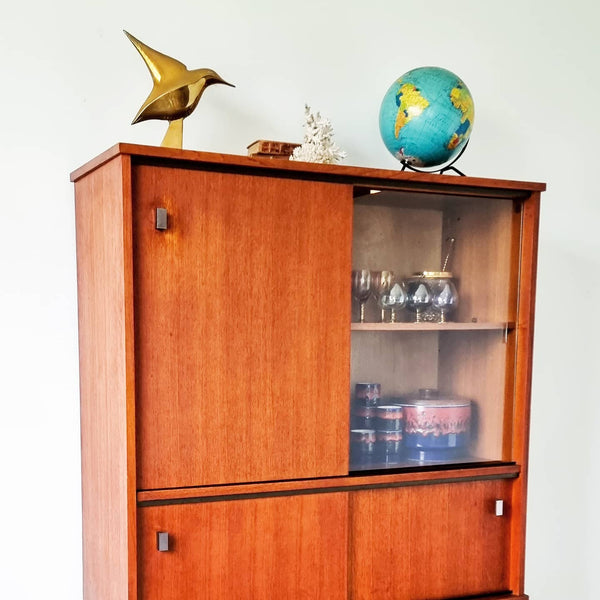 § Vintage Modernist Highboard