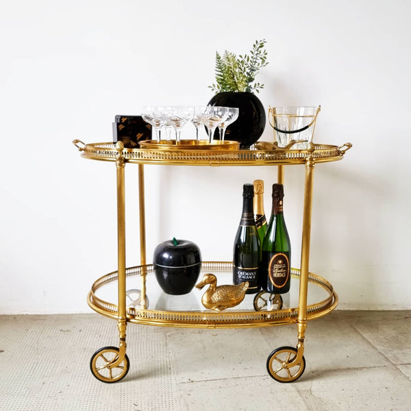 § Oval Regency Bar Cart