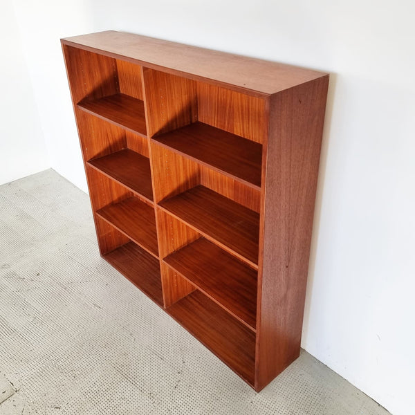 § Modular Vintage Teak Shelves
