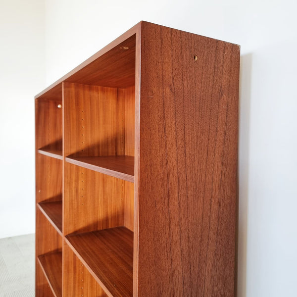 § Modular Vintage Teak Shelves