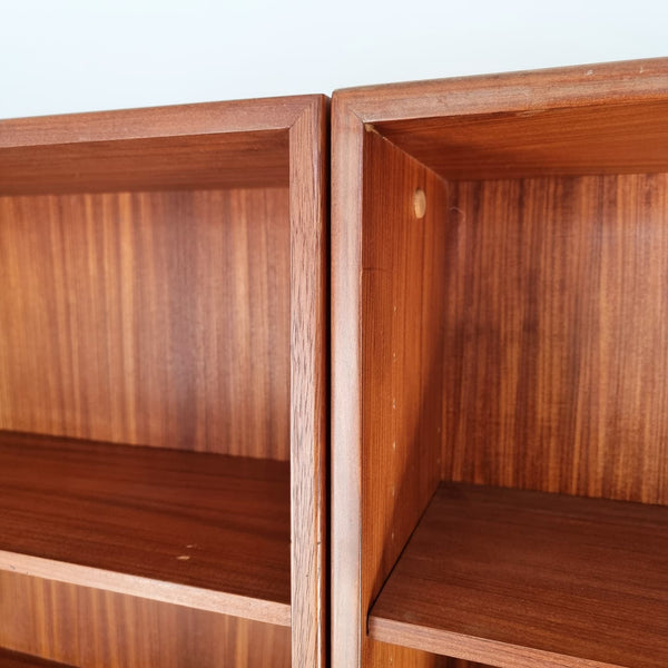 § Modular Vintage Teak Shelves