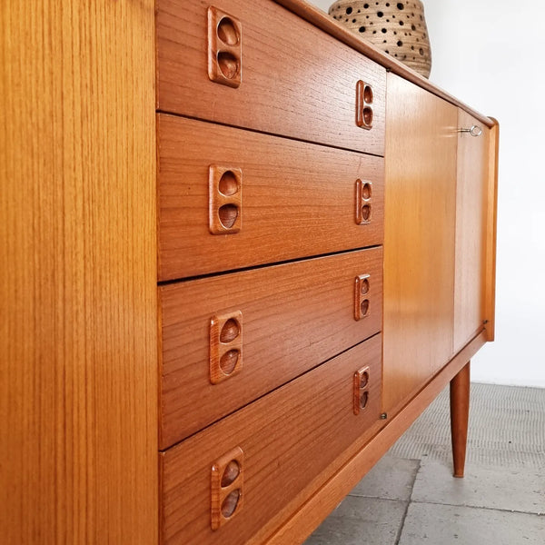 § Mid-century Scandinavian Sideboard