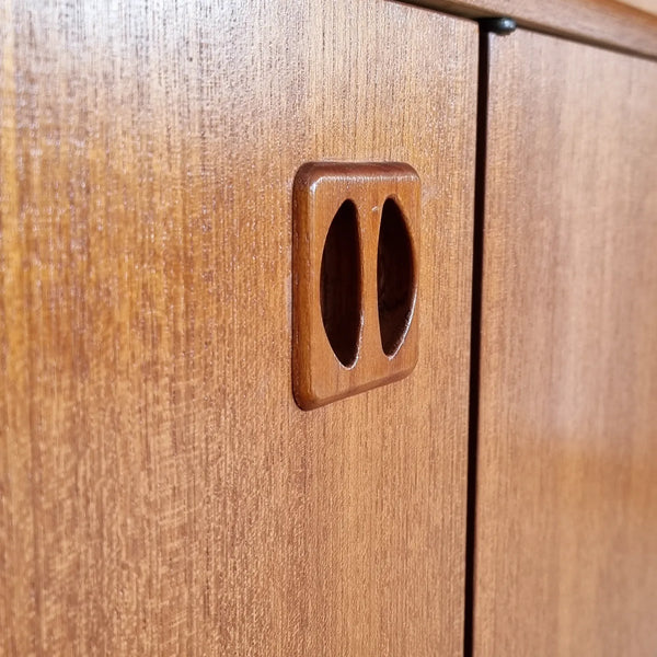 §Mid-century Scandinavian Highboard /Bar Cabinet