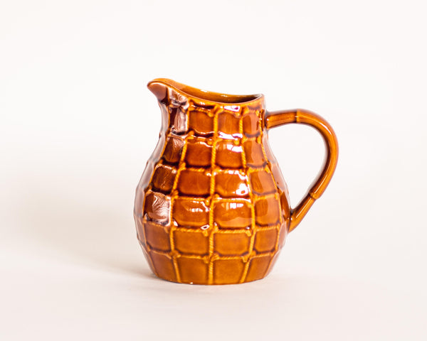 § St Clement Rope Barbotine Jug